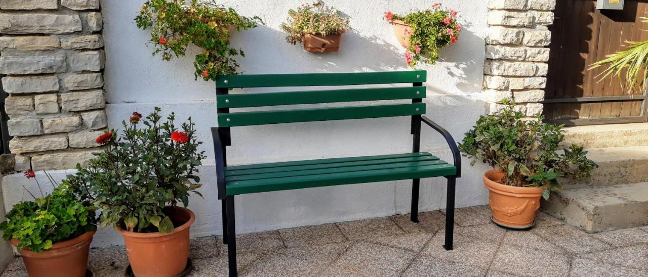 Villa Spanja Vodice Bagian luar foto