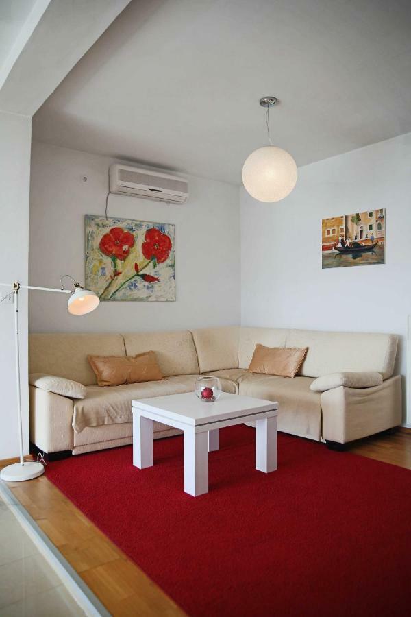 Villa Spanja Vodice Bagian luar foto